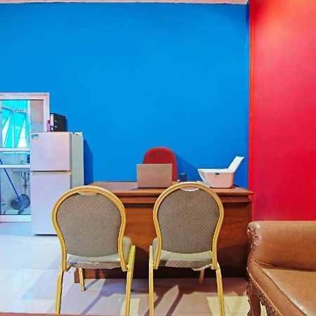 Oyo 91510 Homestay Utama Syariah Pekanbaru Kültér fotó