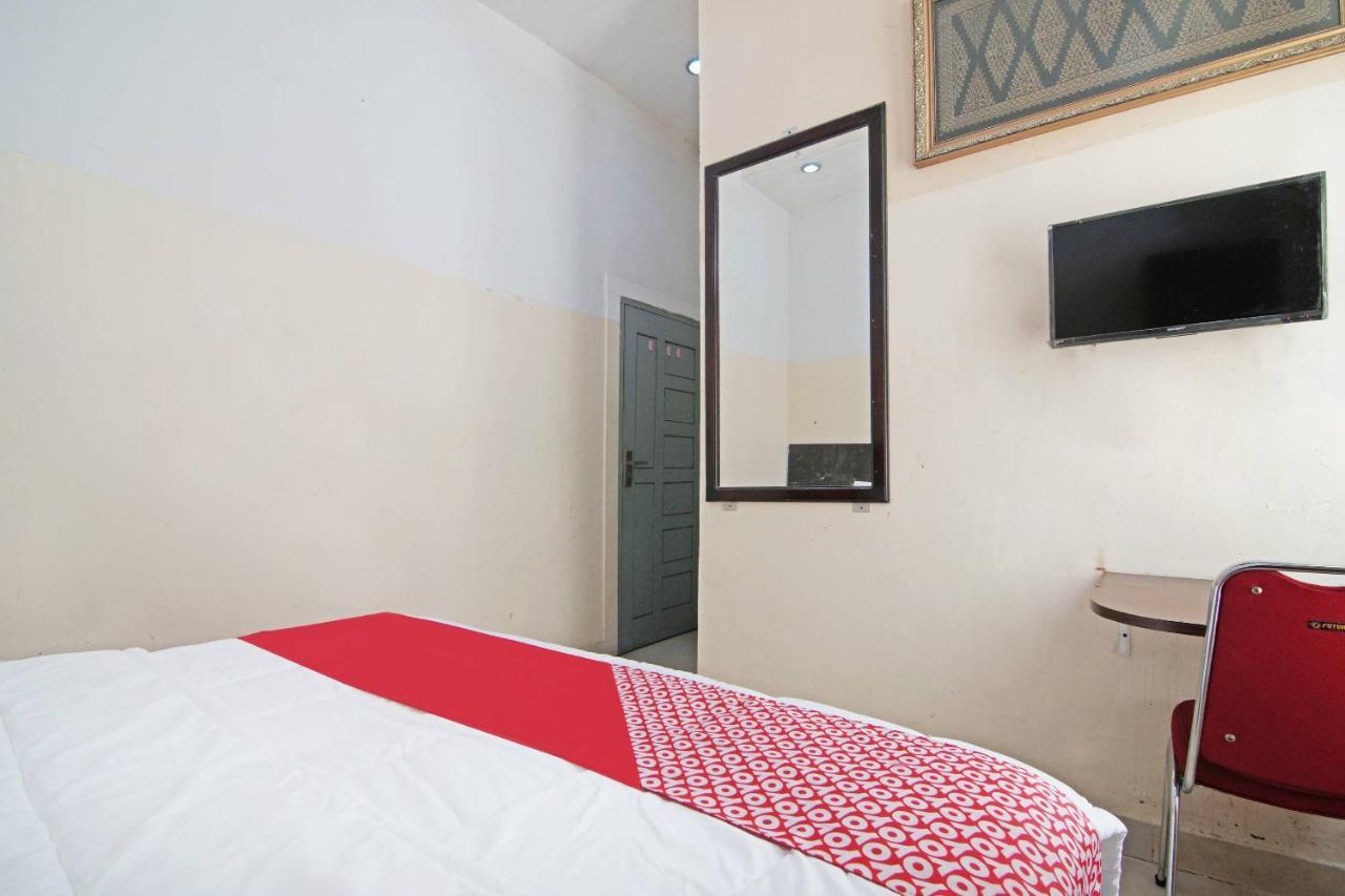 Oyo 91510 Homestay Utama Syariah Pekanbaru Kültér fotó