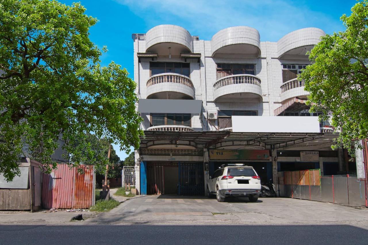 Oyo 91510 Homestay Utama Syariah Pekanbaru Kültér fotó