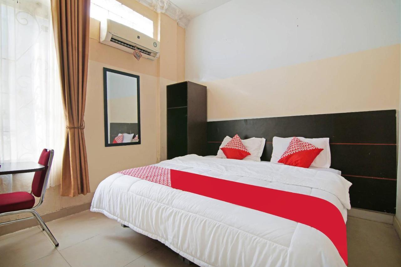 Oyo 91510 Homestay Utama Syariah Pekanbaru Kültér fotó