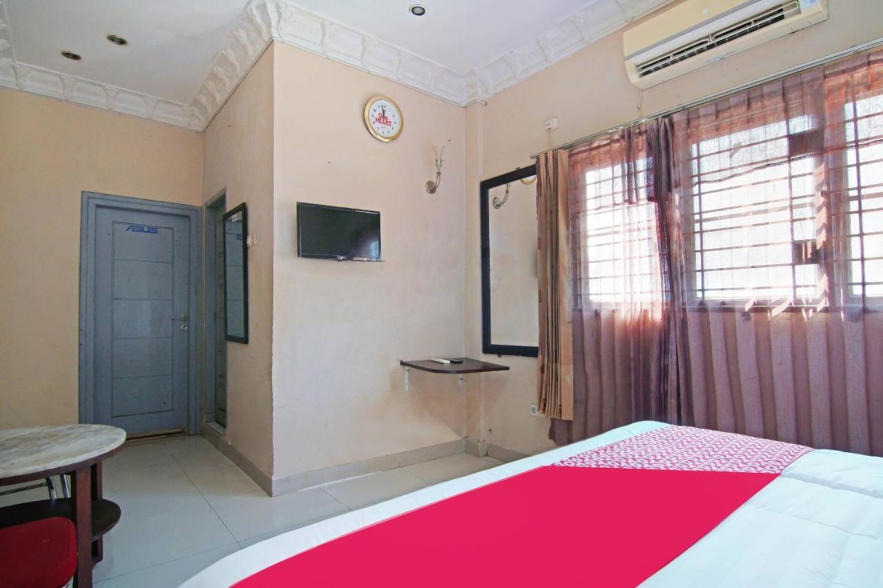 Oyo 91510 Homestay Utama Syariah Pekanbaru Kültér fotó
