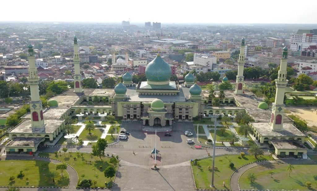 Oyo 91510 Homestay Utama Syariah Pekanbaru Kültér fotó